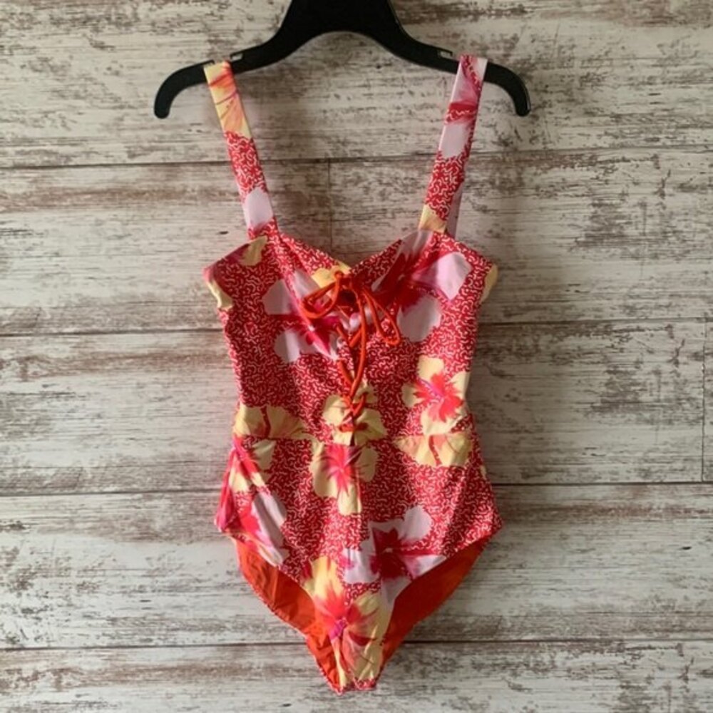 Onia Floral One Raquele Piece Size Small